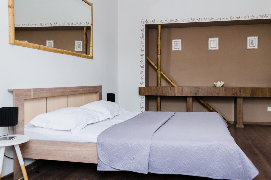 Apartments Zefir Львов Экстерьер фото